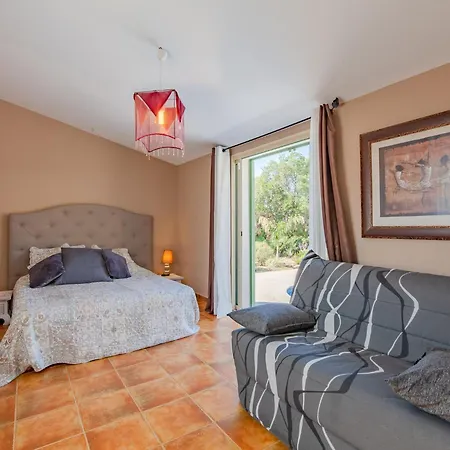 Reves De Rives By Interhome * Сен-Рафаель