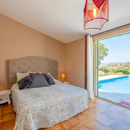 Reves De Rives By Interhome * Сен-Рафаель