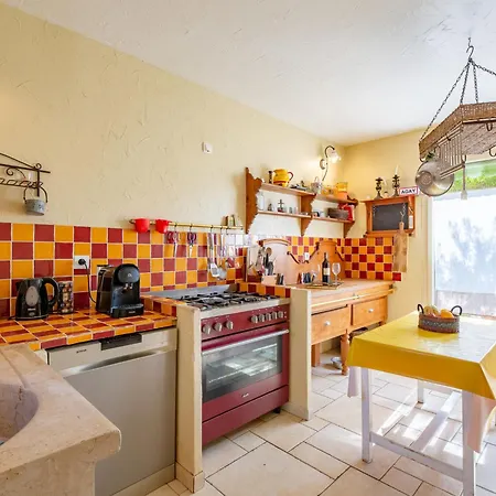 Reves De Rives By Interhome