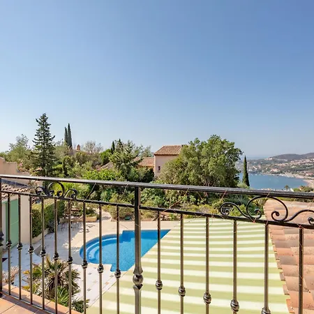 Reves De Rives By Interhome