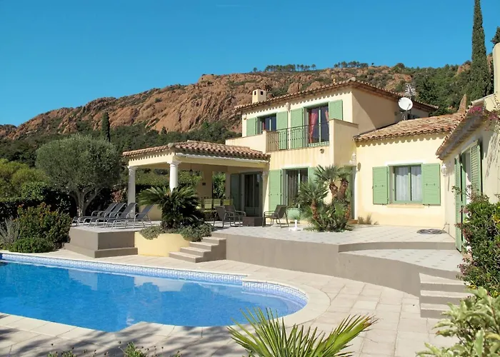 Villa Reves De Rives By Interhome *