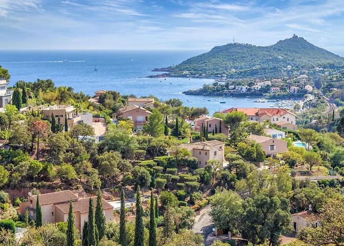 Reves De Rives By Interhome Villa Saint-Raphael (Var)