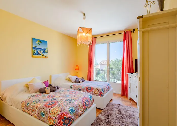 Reves De Rives By Interhome