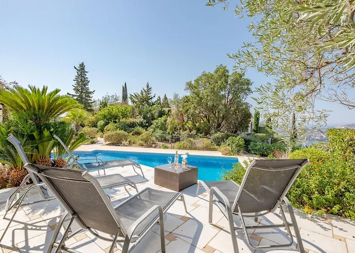Reves De Rives By Interhome Villa Saint-Raphael (Var)